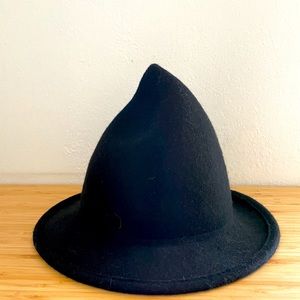 Witch hat / 100% wool